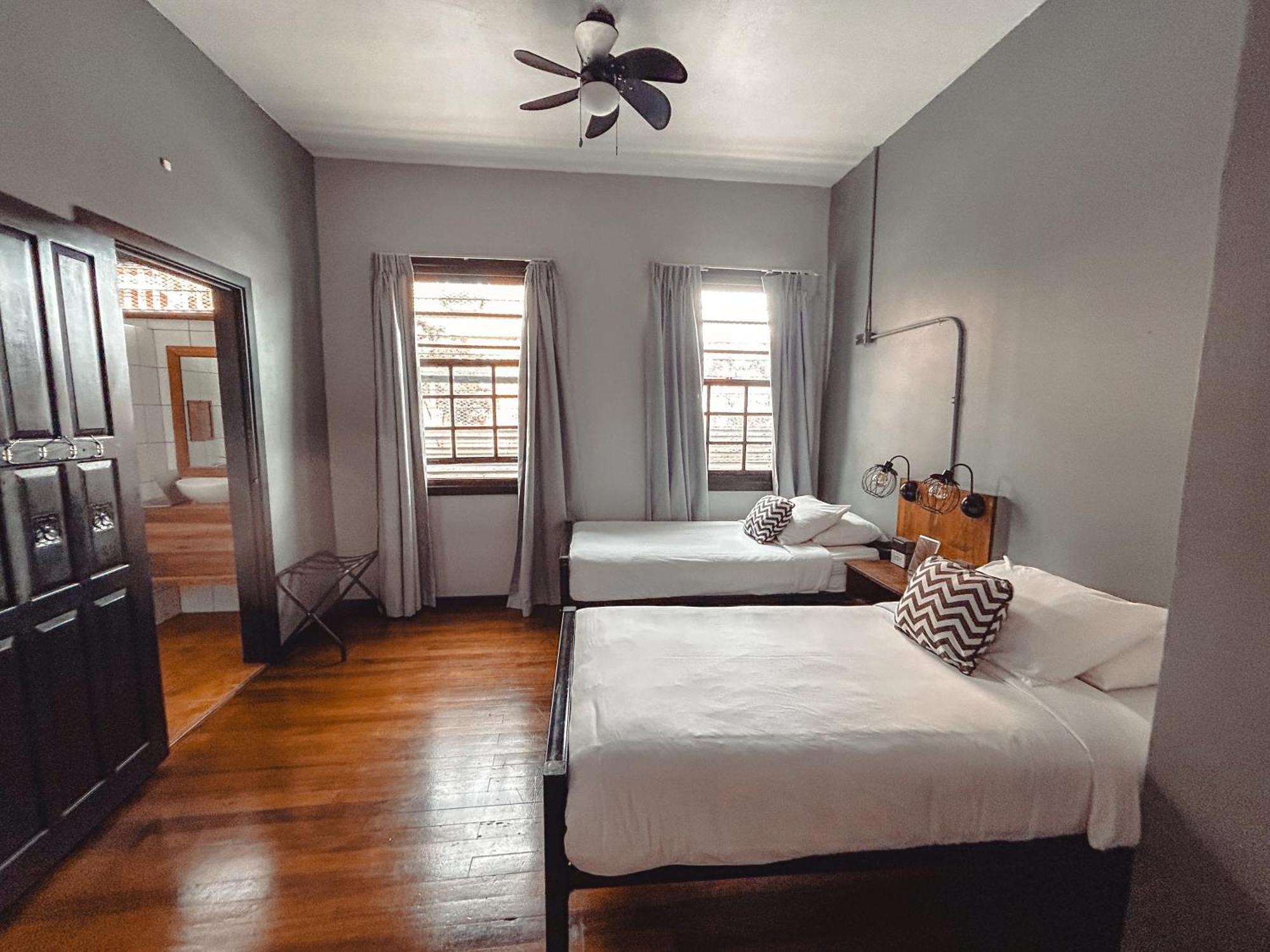 Standard Twin Room,1722995408:JPEG